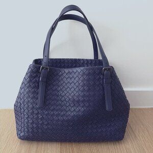 Bottega Veneta Intrecciato Cesta Tote Bag 100% Authentic! EUC!!